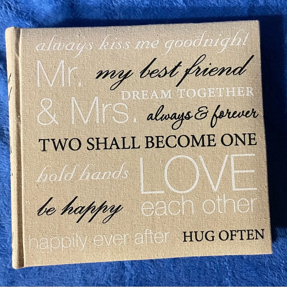 Brand New Nicole Miller Home Mr. & Mrs. Photo Album